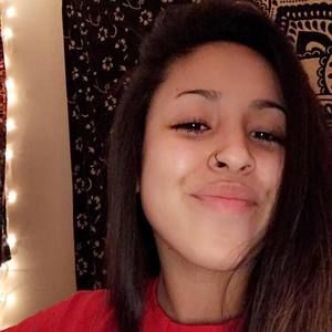 Meet your Posher, Amaya